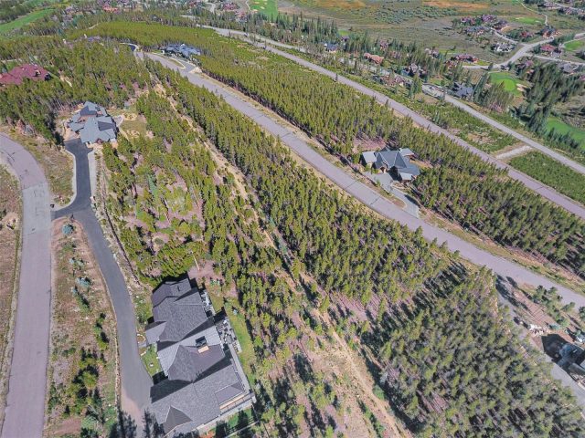 705 Discovery Hill Drive photo 35