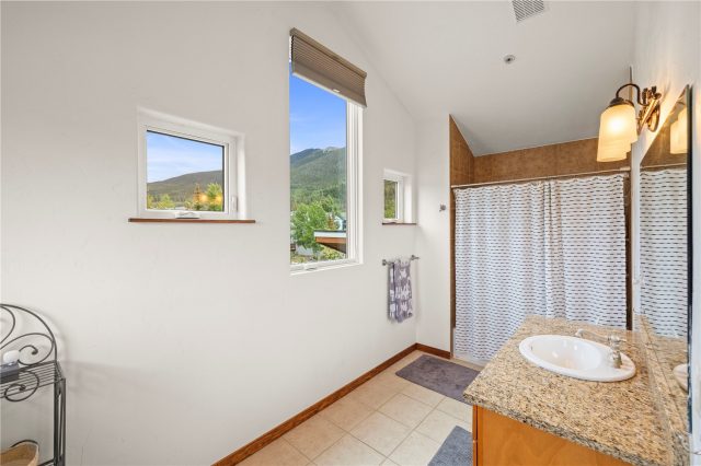117 S 6th Avenue 13 photo 23