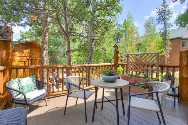 128 Willow Lane photo 27