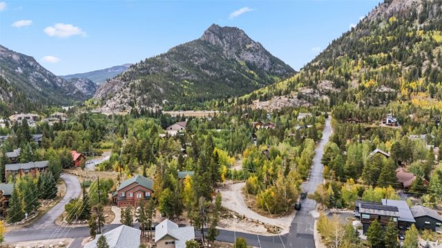 128 Willow Lane photo 33