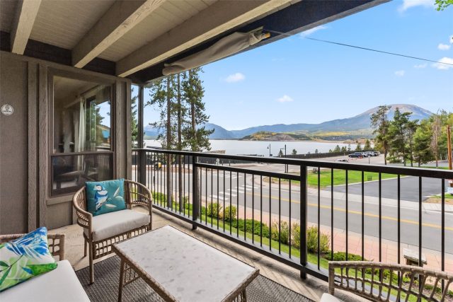112 E La Bonte Street 202, Dillon, CO — main photo