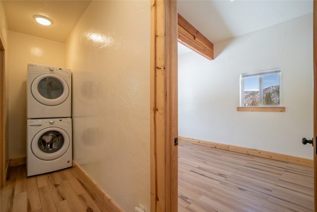 5277 Montezuma Road photo 18