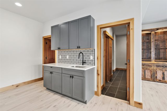 845 Elk Run Road photo 32