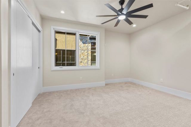 310 E Main Street 206 photo 29