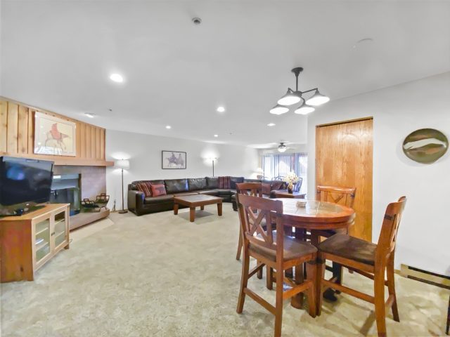 305 S Park Avenue 402 photo 10