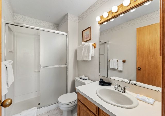 305 S Park Avenue 402 photo 36
