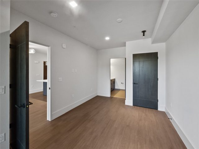 80 W Main Street 212 photo 23