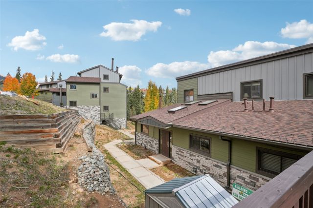 Townhome in Buffalo Ridge Condo, Silverthorne, CO — photo 2 (MLS S1063798)