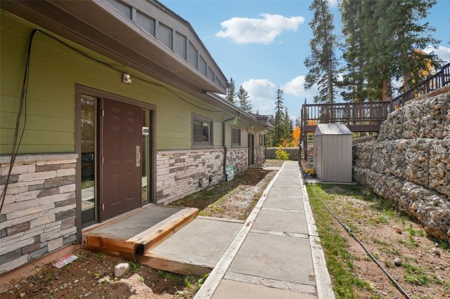Townhome in Buffalo Ridge Condo, Silverthorne, CO — photo 3 (MLS S1063798)