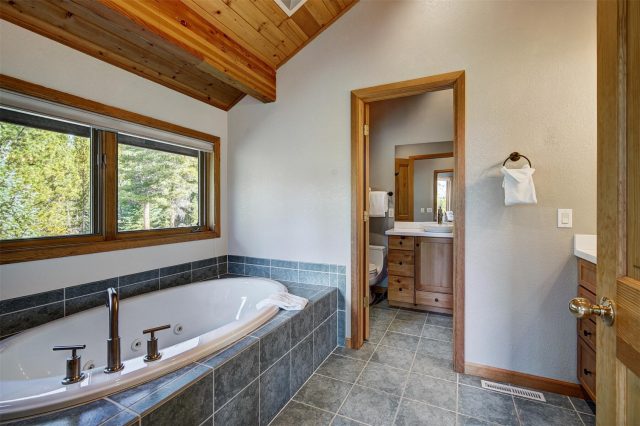 181 Red Fox Court photo 16