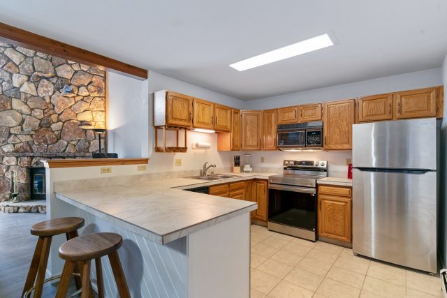 Condo in Buffalo Ridge/village Condo, Silverthorne, CO — photo 2 (MLS S1063834)