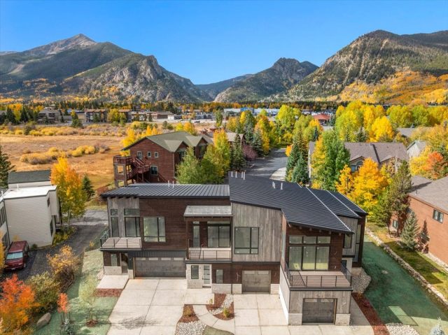 Townhome in Lakepoint At Frisco Sub, Frisco, CO — photo 1 (MLS S1063841)