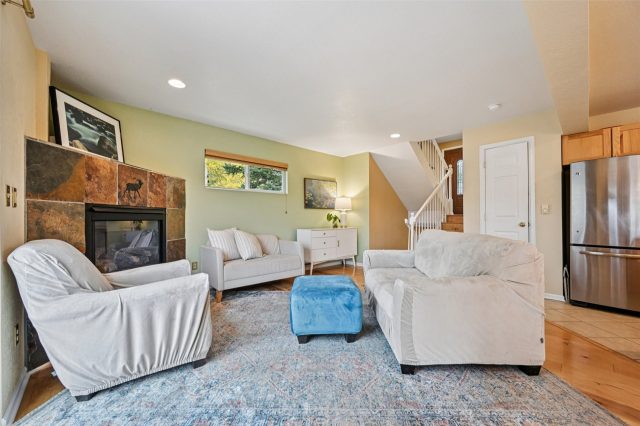 1109 Royal Coachman Boulevard photo 10