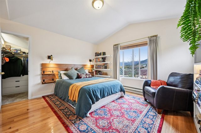 1109 Royal Coachman Boulevard photo 18