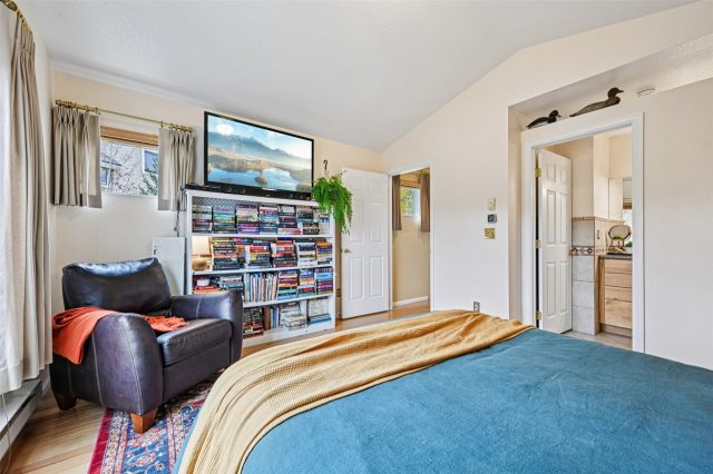1109 Royal Coachman Boulevard photo 20