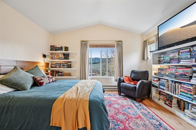 1109 Royal Coachman Boulevard photo 21