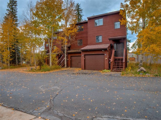 Townhome in Village Townhomes, Frisco, CO — photo 1 (MLS S1063955)