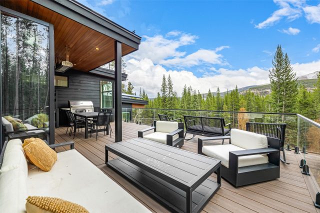 735 Gold King Way photo 31