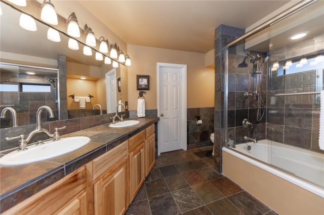 114 Park Forest Drive photo 12
