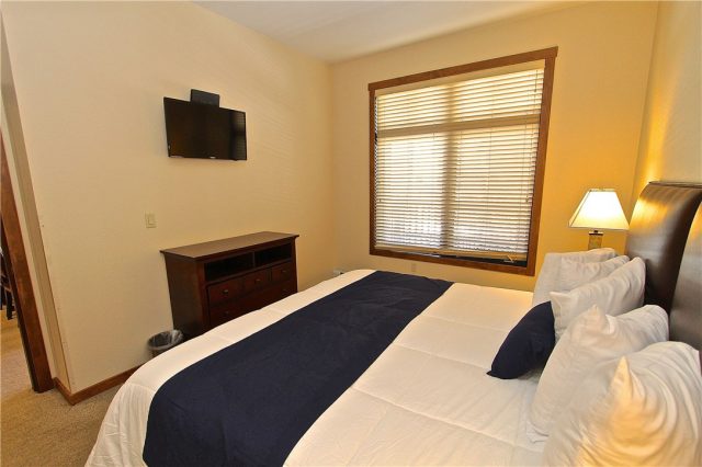 172 Beeler Place 102 B photo 12