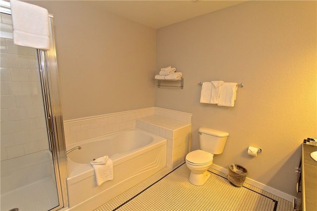 172 Beeler Place 102 B photo 13
