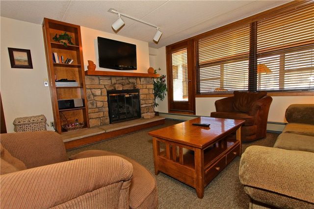 Timeshare in Village Square Condo, Copper Mountain — photo 2 Timeshare in Village Square Condo, Copper Mountain, CO — photo 2 (MLS S1064020)