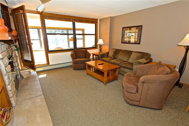 Timeshare in Village Square Condo, Copper Mountain — photo 3 Timeshare in Village Square Condo, Copper Mountain, CO — photo 3 (MLS S1064020)