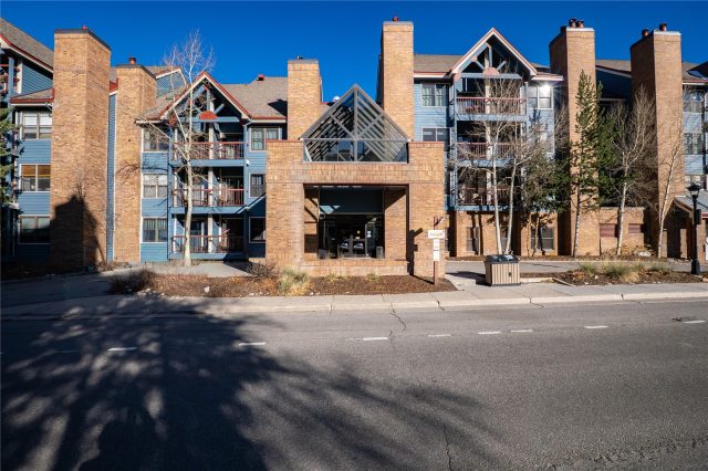 Condo in River Mountain Lodge Condo, Breckenridge, CO — photo 1 (MLS S1064072)