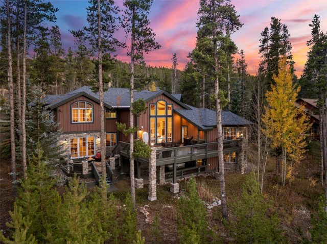 Home in Highlands At Breckenridge Golf Crse, Breckenridge, CO — photo 2 (MLS S1064094)