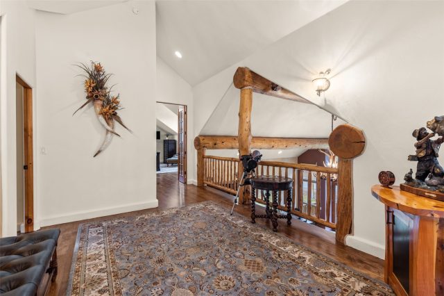 211 Tarnwood Drive photo 21