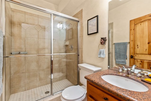 211 Tarnwood Drive photo 36