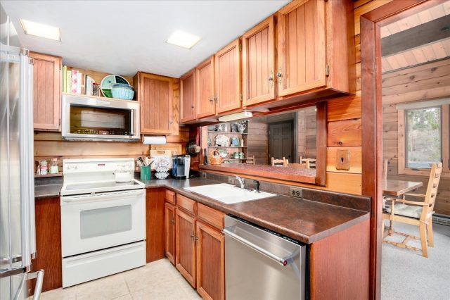 522 Wellington Road photo 15