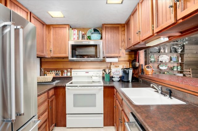 522 Wellington Road photo 16