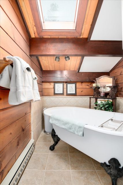 522 Wellington Road photo 30