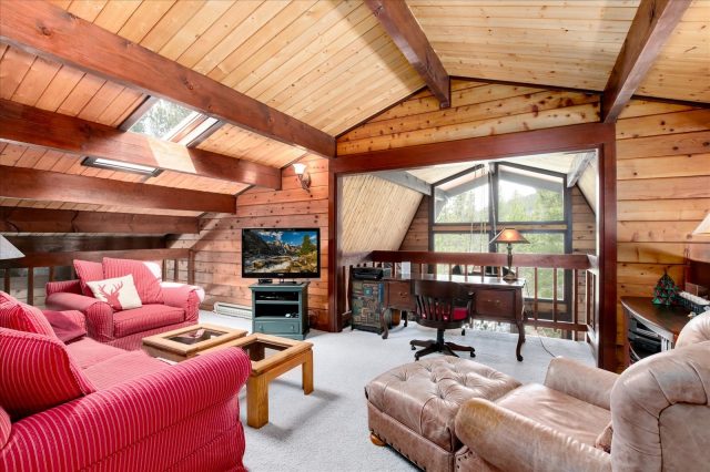 522 Wellington Road photo 32