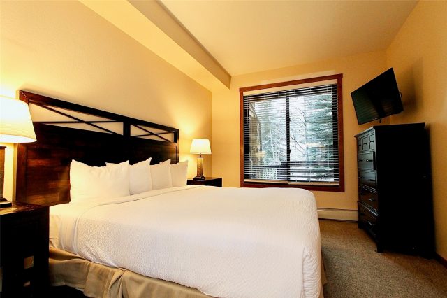 172 Beeler Place 108 B photo 9