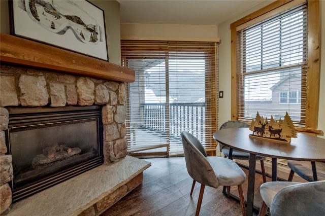 100 Dercum Square 8380 photo 8