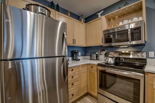 140 Ida Belle Drive 8267 photo 10