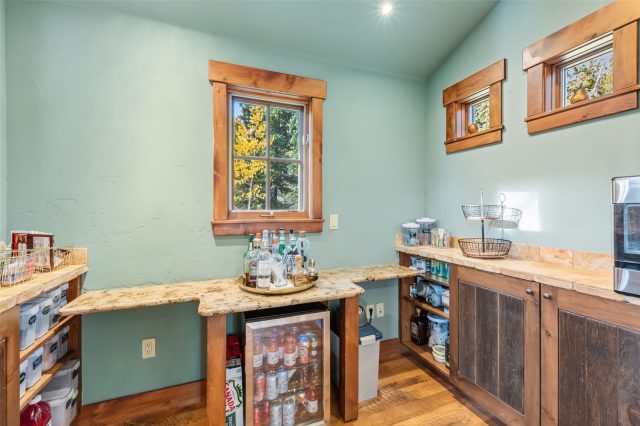 62 Goldenview Drive photo 11