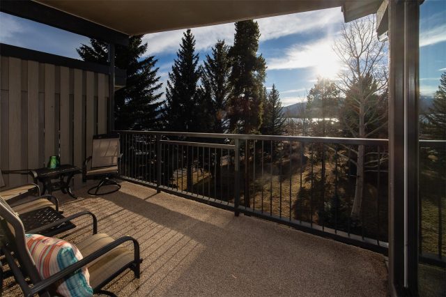 176 E La Bonte Street 306, Dillon, CO — main photo