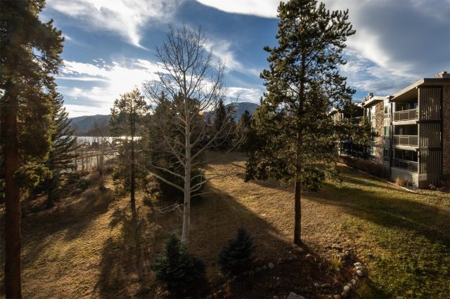 176 E La Bonte Street 306 photo 36