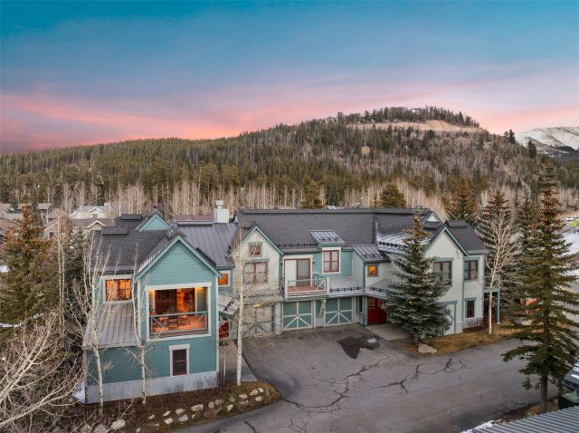 Condo in Main Street Junction, Breckenridge — photo 1 Condo in Main Street Junction, Breckenridge, CO — photo 1 (MLS S1064268)