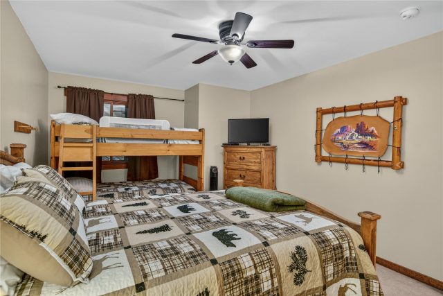325 Four Oclock Road D205 photo 21