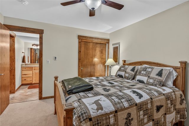 325 Four Oclock Road D205 photo 23