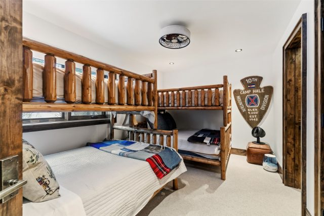 111 Brooks Snider Road photo 17