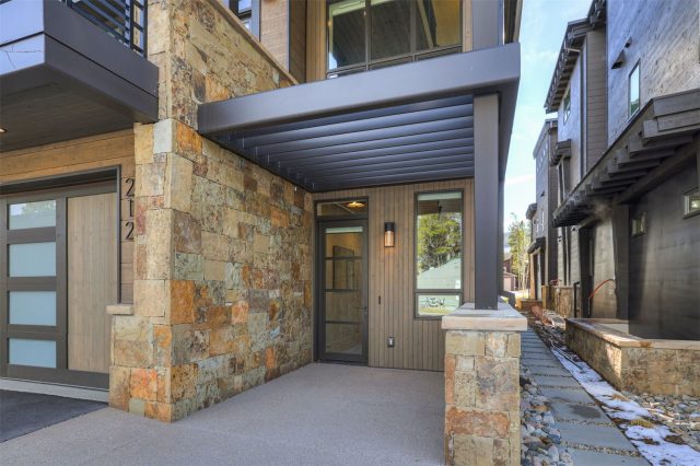 212 Frisco Street photo 31