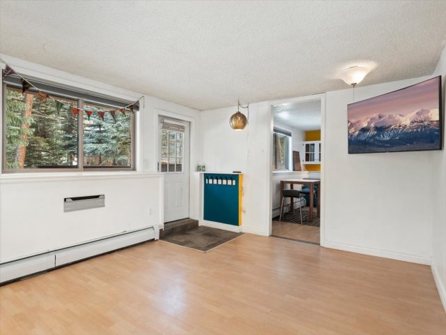 550 S French Street G1 photo 21