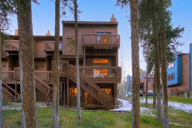 270 Primrose Path 33 photo 42