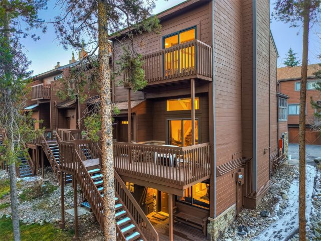 Townhome in Winterpoint Townhomes, Breckenridge — photo 4 Townhome in Winterpoint Townhomes, Breckenridge, CO — photo 4 (MLS S1064411)