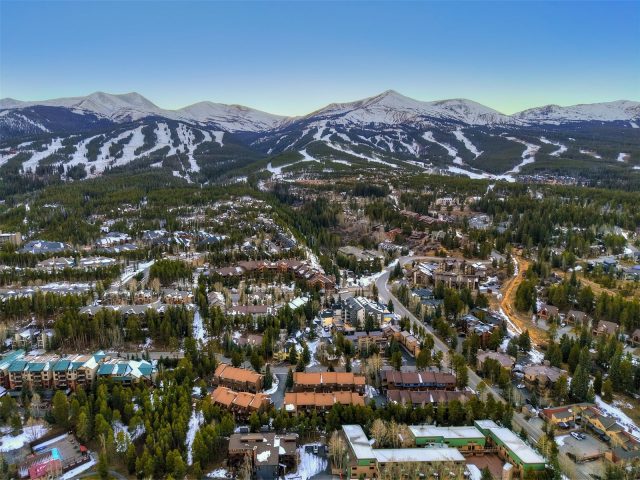 270 Primrose Path 33b photo 17